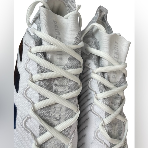 New Adidas Primeknit Mahomes Football Cleats White/Grey/Navy Blue Size 11.5 - Picture 2 of 8